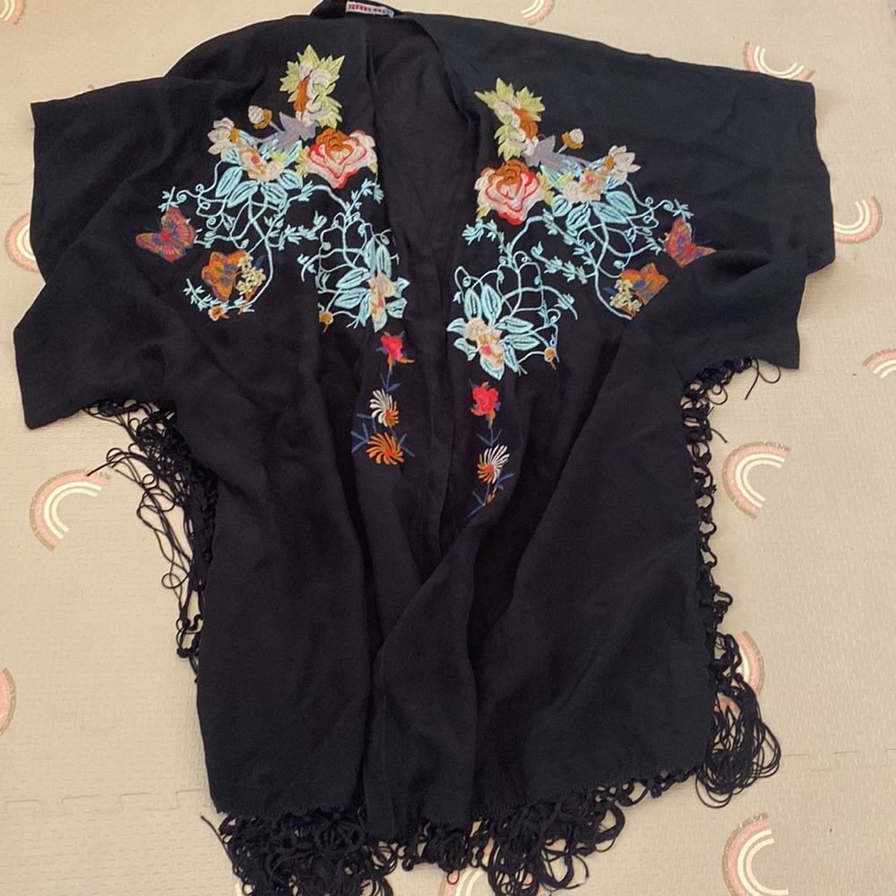 Johnny Was floral embroidered fringe kimono